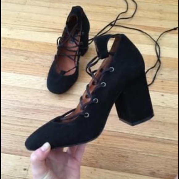 Chunky Lace up heels - Picture 3 of 3